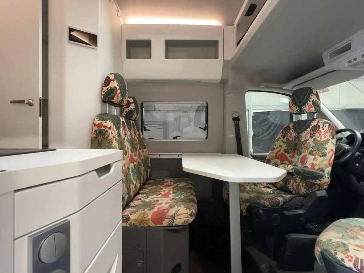 VOLKSWAGEN Crafter Grand California Autom. - Ansicht 10